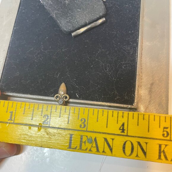 Antique-Style Gold Metal & Mother of Pearl Picture Frame with Pink Gem Accents 6 - Picture 9 of 9